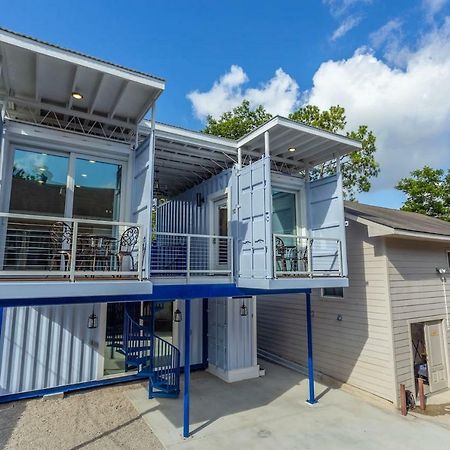 Апартаменты East Downtown Micro-Luxe Container Living Pod #9 Хьюстон Экстерьер фото