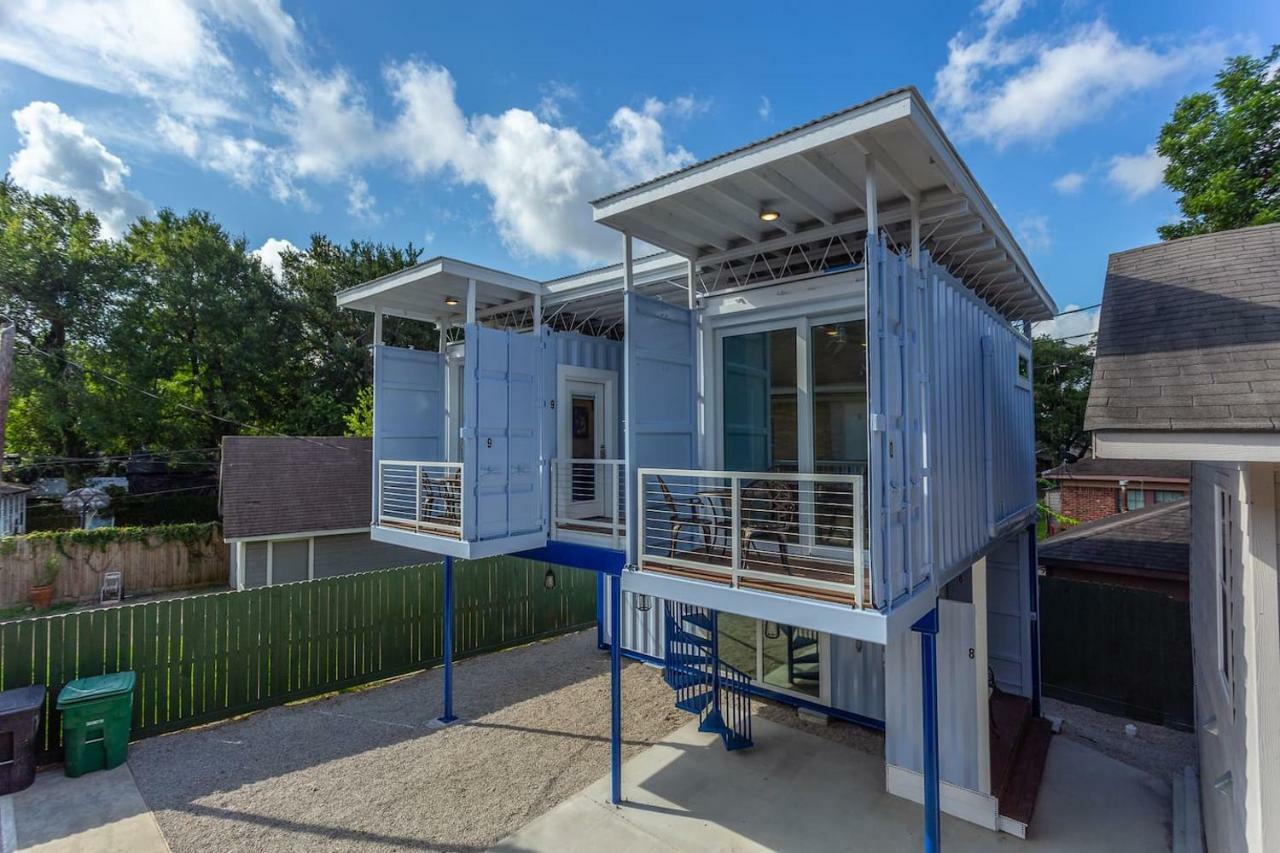 Апартаменты East Downtown Micro-Luxe Container Living Pod #9 Хьюстон Экстерьер фото
